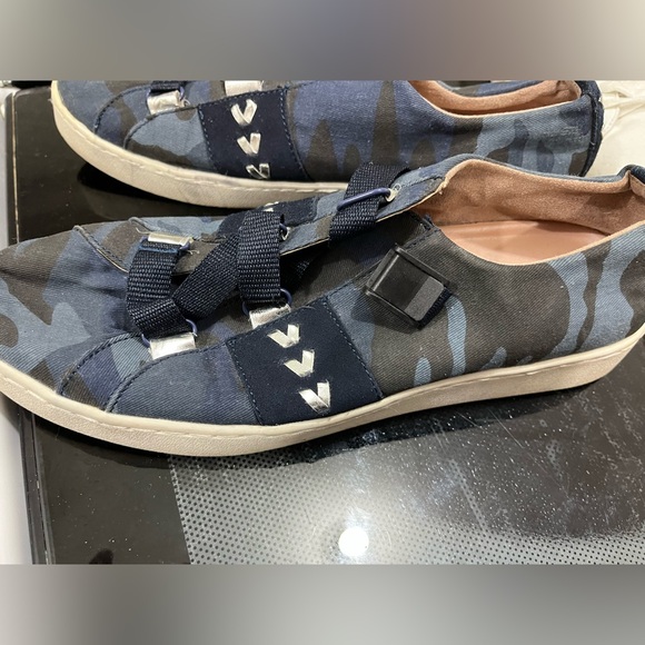 Jack Rogers Warner Blue Camo sneakers - Picture 6 of 9